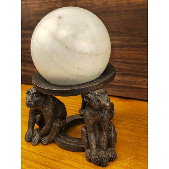 Vintage Brass Monkey Figurine Stand With White Marble Sphere Decorative Collecti - Picture 9 of 12